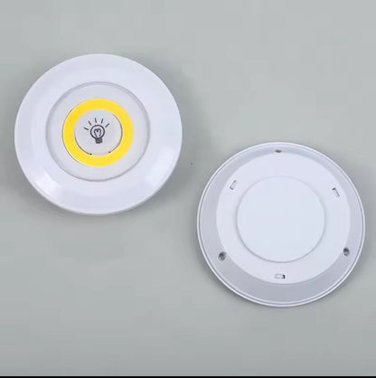 LUZ LED CON CONTROL REMOTO (Incluye pilas)